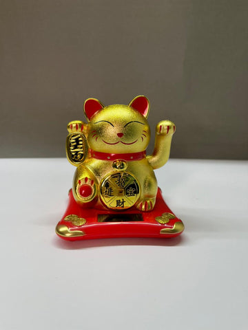 Gato de la Suerte Solar – Maneki Neko Dorado