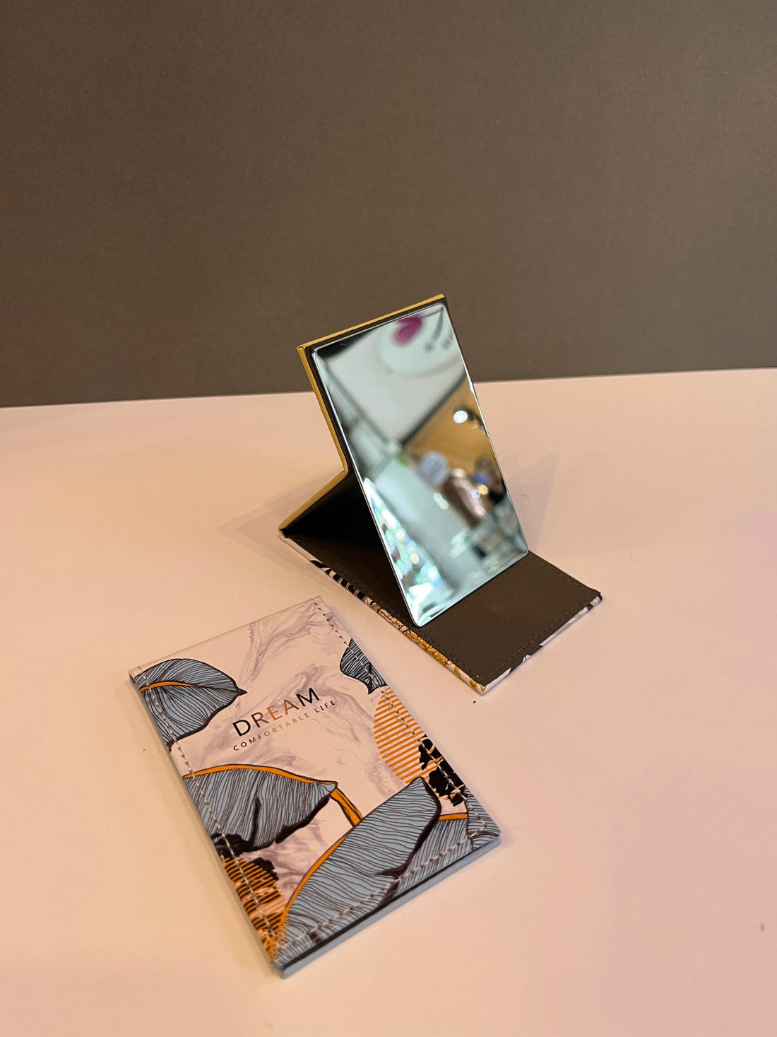 Espejo de Bolsillo Plegable – Irrompible