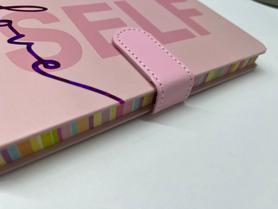 Agenda “Love Edition” con Broche