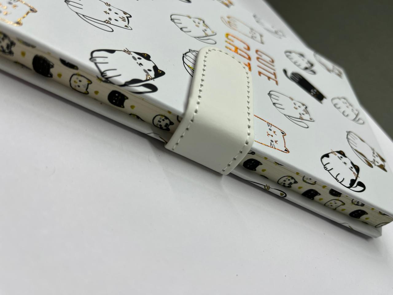 Agenda “Cute Cat” con broche