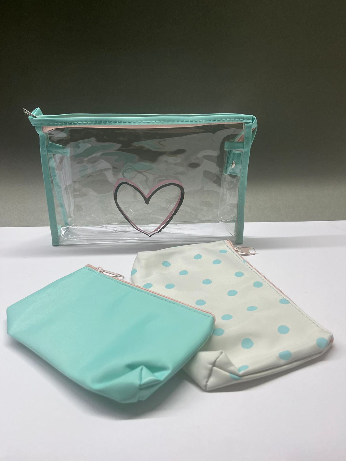 Set de Cosmetiqueras – Transparente + Lisa + Lunares