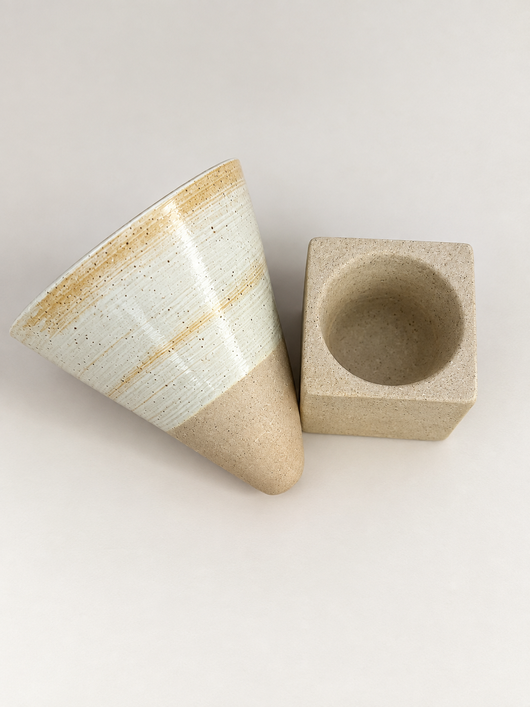 TAZAS CÓNICAS ESTILO JAPONÉS