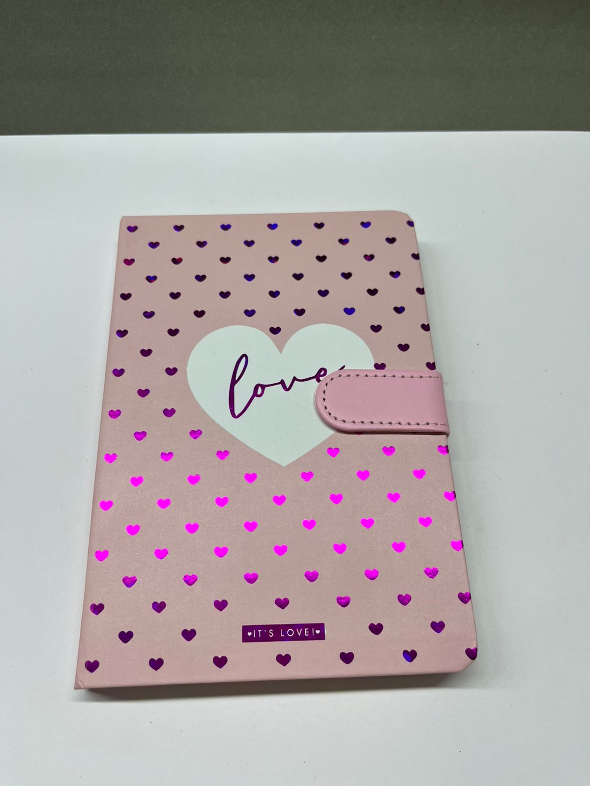 Agenda “Love Edition” con Broche