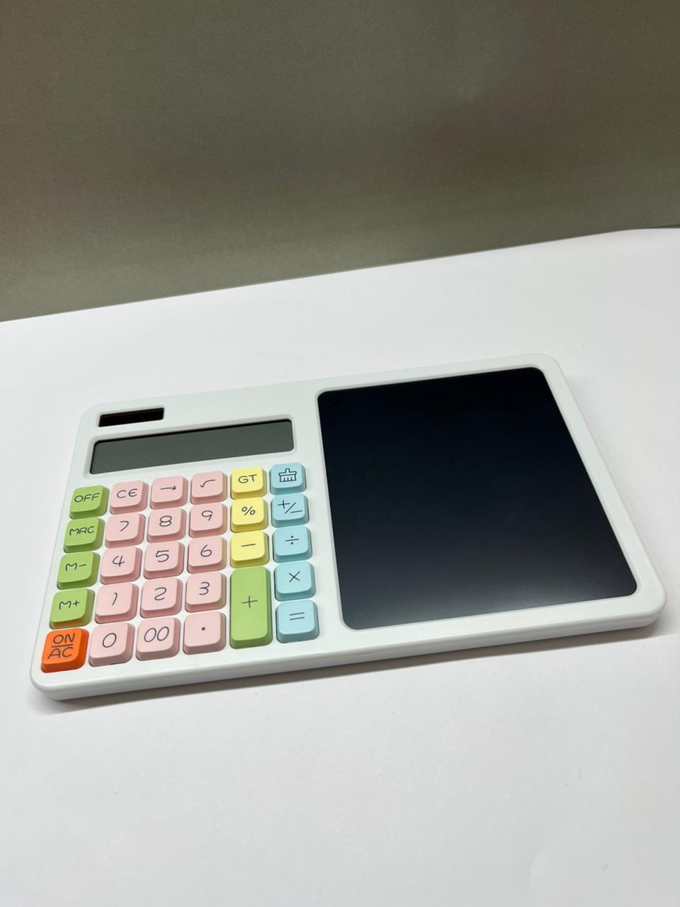 Calculadora con bloc digital LCD